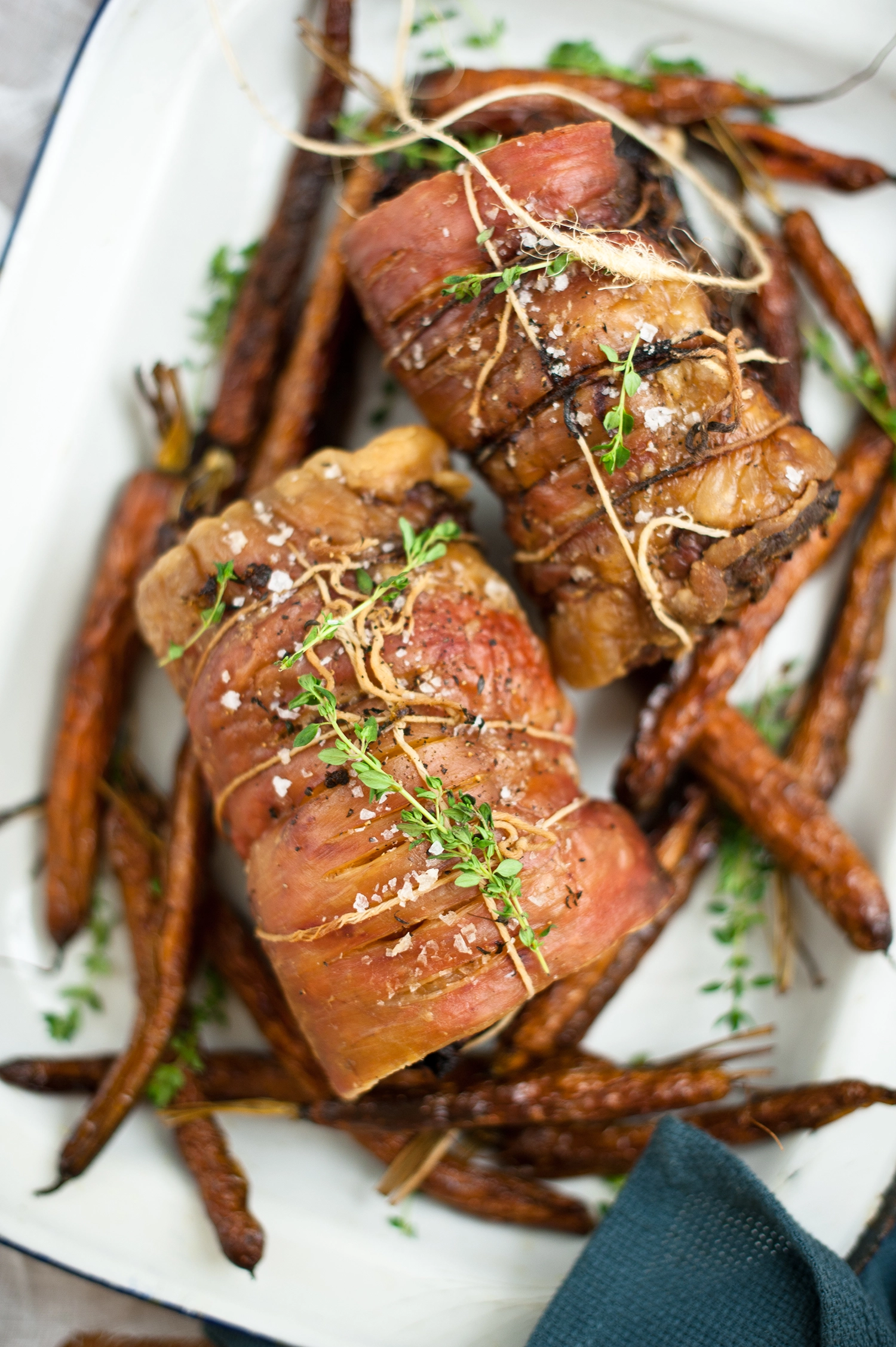 Slow-roasted lamb breast with Moroccan quinoa stuffing — crispy skin, tender meat and fragrant spices. Affordable, rich and perfect for weekend feasts.