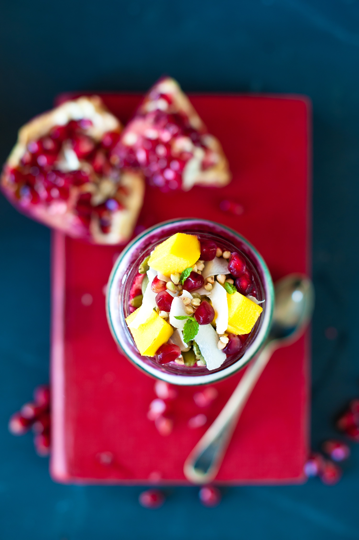 Creamy vanilla cinnamon chia pudding layered with coconut cashew cream, roasted plums, mango and pomegranate. A healthy gluten-free, dairy-free vegan breakfast perfect for meal prep.