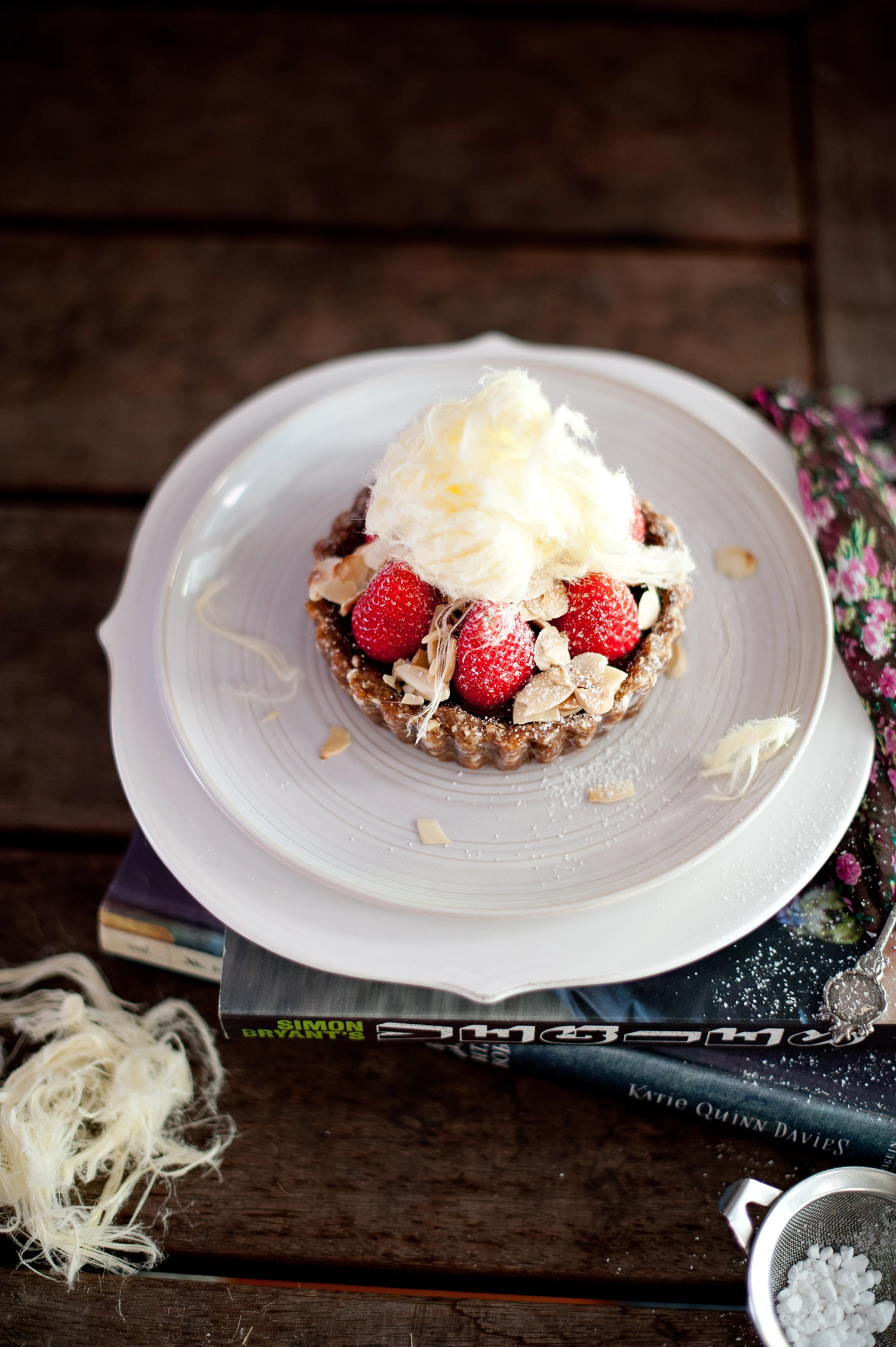 Dairy Free Chocolate strawberry tart - With avocado! vegan