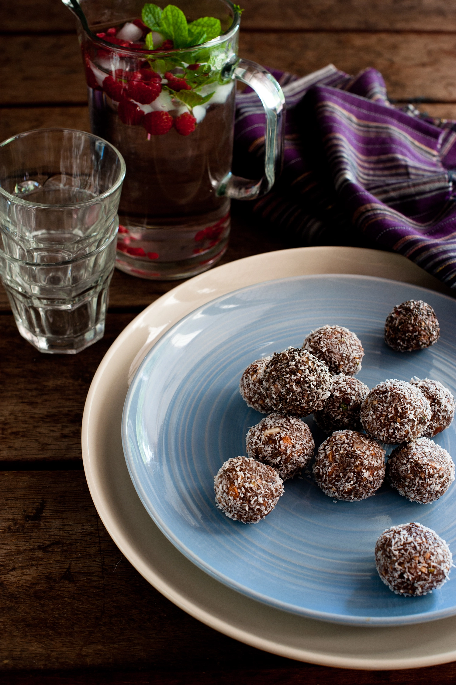 Raw cacao tahini Truffles - Gluten free, vegan