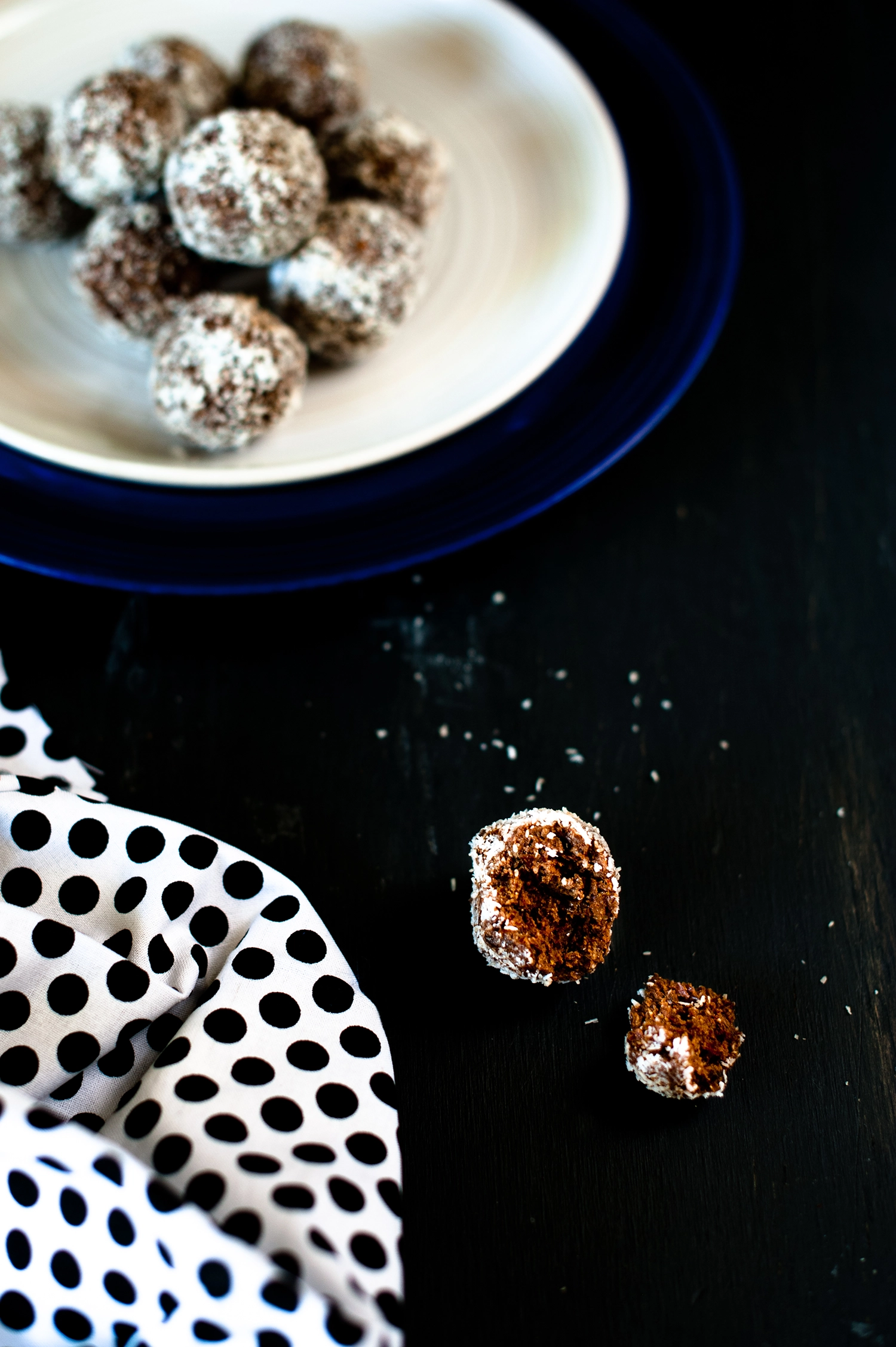 Nut free Date, Tahini & Cacao Truffles — a no-bake, gluten free and dairy free snack perfect for kids’ lunch boxes and healthy energy boosts.
